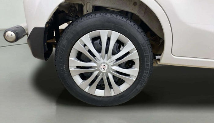 2017 Maruti Alto K10 VXI, Petrol, Manual, 26,641 km, Right Rear Wheel
