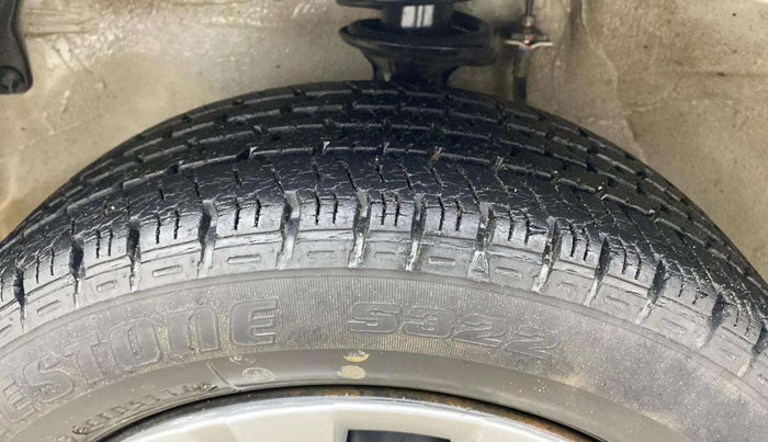 2017 Maruti Alto K10 VXI, Petrol, Manual, 26,641 km, Left Front Tyre Tread