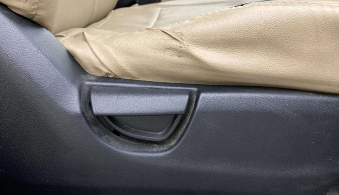 2019 Hyundai NEW SANTRO SPORTZ AMT, Petrol, Automatic, 42,336 km, Driver Side Adjustment Panel