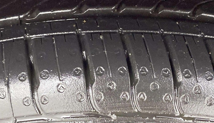 2021 Hyundai AURA SX PLUS 1.2 AMT, Petrol, Automatic, 15,281 km, Left Front Tyre Tread