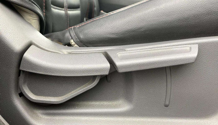 2021 Hyundai AURA SX PLUS 1.2 AMT, Petrol, Automatic, 15,281 km, Driver Side Adjustment Panel