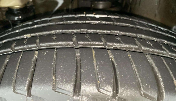 2023 Mahindra BOLERO NEO N10 R, Diesel, Manual, 23,047 km, Left Front Tyre Tread