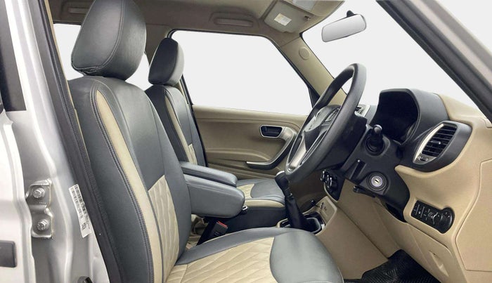 2023 Mahindra BOLERO NEO N10 R, Diesel, Manual, 23,047 km, Right Side Front Door Cabin