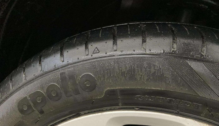 2024 Maruti Baleno ZETA 1.2 AGS, Petrol, Automatic, 20,143 km, Right Front Tyre Tread