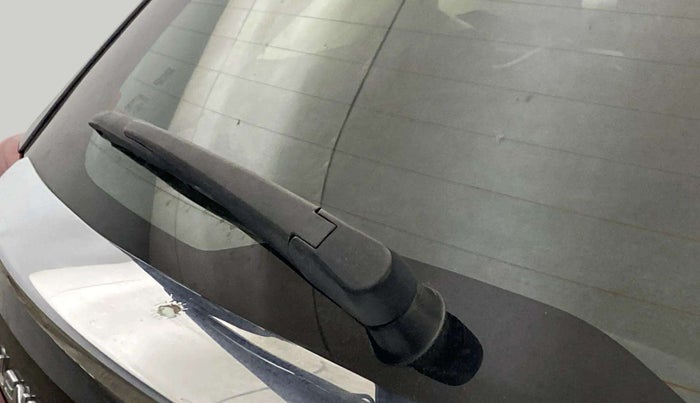 2024 Maruti Baleno ZETA 1.2 AGS, Petrol, Automatic, 20,143 km, Rear Wiper