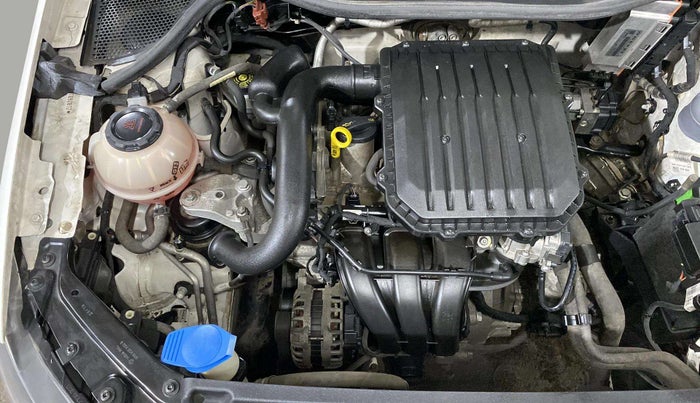 2019 Volkswagen Ameo TRENDLINE 1.0L, Petrol, Manual, 34,521 km, Engine View - Right