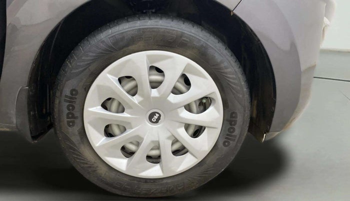 2022 Hyundai GRAND I10 NIOS ERA 1.2 KAPPA VTVT, Petrol, Manual, 38,778 km, Right Front Wheel