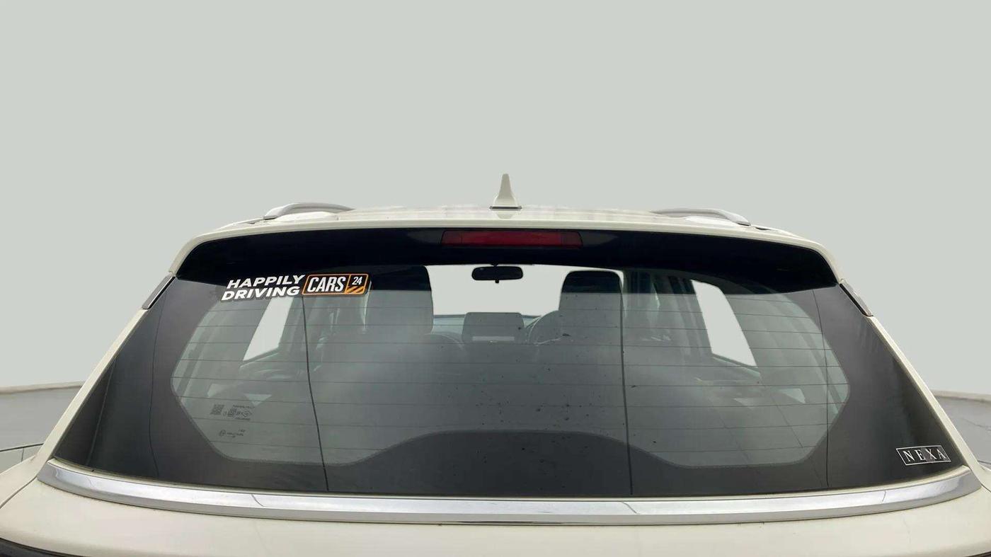 2024 Maruti Grand Vitara SIGMA SMART HYBRID, Petrol, Manual, 16,905 km, Rear Windshield