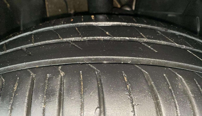2024 Tata PUNCH ACCOMPLISHED SUNROOF MT, Petrol, Manual, 15,047 km, Right Front Tyre Tread