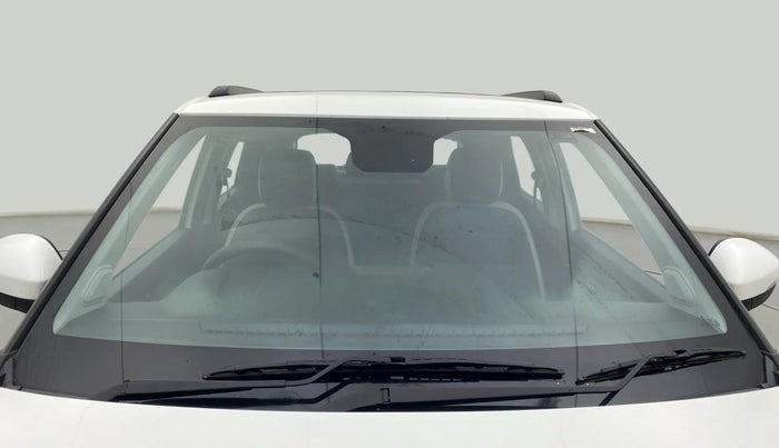 2024 Tata PUNCH ACCOMPLISHED SUNROOF MT, Petrol, Manual, 15,047 km, Front Windshield