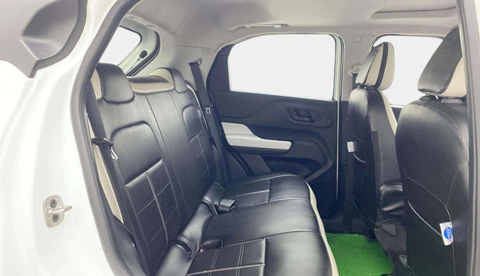 2024 Tata PUNCH ACCOMPLISHED SUNROOF MT, Petrol, Manual, 15,047 km, Right Side Rear Door Cabin