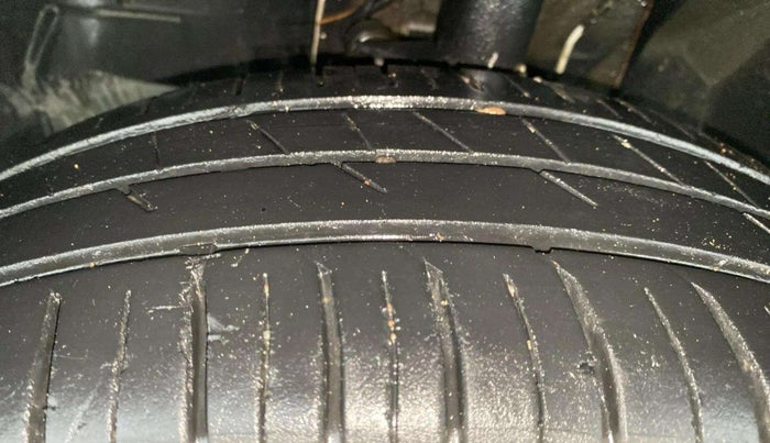 2024 Tata PUNCH ACCOMPLISHED SUNROOF MT, Petrol, Manual, 15,047 km, Left Front Tyre Tread