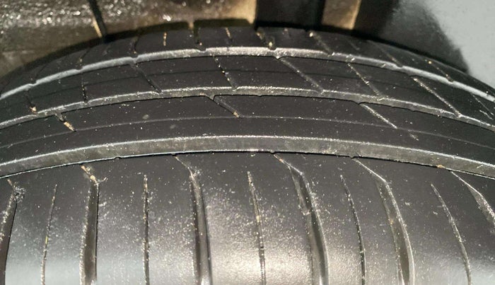 2024 Tata PUNCH ACCOMPLISHED SUNROOF MT, Petrol, Manual, 15,047 km, Left Rear Tyre Tread