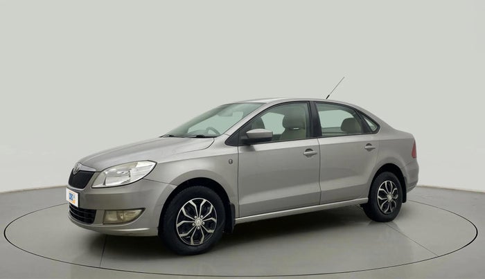 2012 Skoda Rapid AMBITION 1.6 TDI CR MT, Diesel, Manual, 81,039 km, Left Front Diagonal