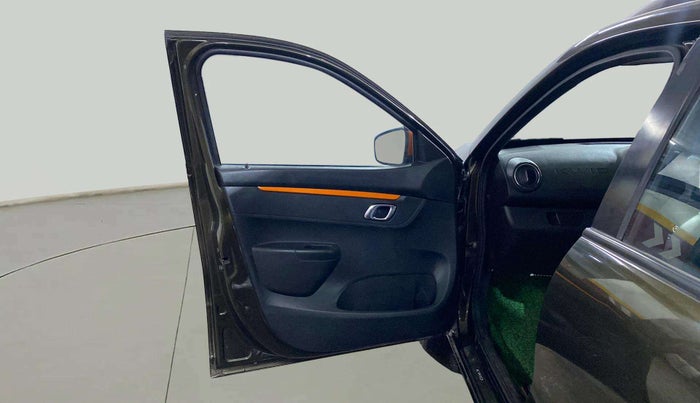 2019 Renault Kwid CLIMBER 1.0 (O), Petrol, Manual, 44,991 km, LHS Front Door