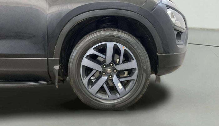 2022 Tata Safari XZ PLUS DARK EDITION, Diesel, Manual, 55,293 km, Right Front Wheel