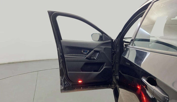 2022 Tata Safari XZ PLUS DARK EDITION, Diesel, Manual, 55,293 km, LHS Front Door