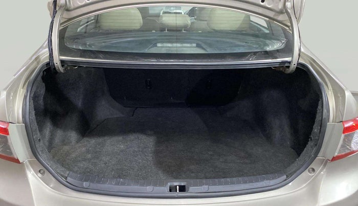 2013 Toyota Corolla Altis VL AT PETROL, Petrol, Automatic, 94,470 km, Boot Open Zoomed View