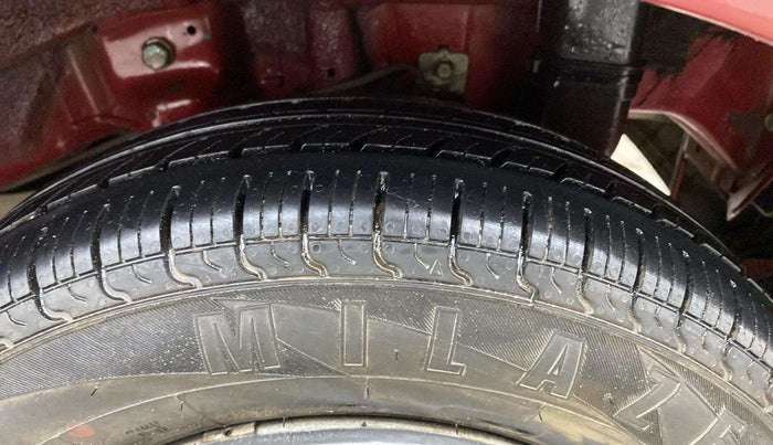 2015 Hyundai Eon ERA +, Petrol, Manual, 26,015 km, Left Rear Tyre Tread