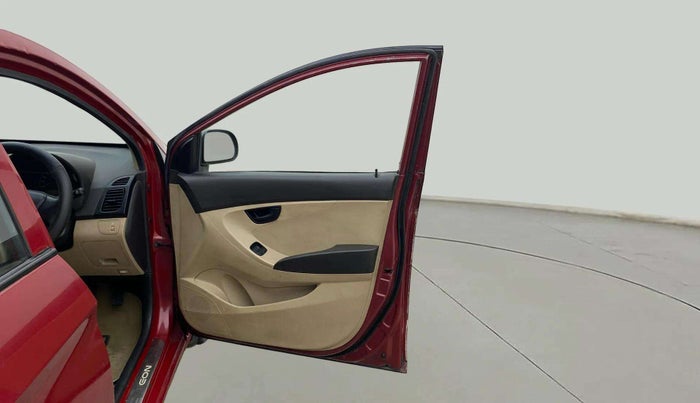 2015 Hyundai Eon ERA +, Petrol, Manual, 26,015 km, RHS Front Door