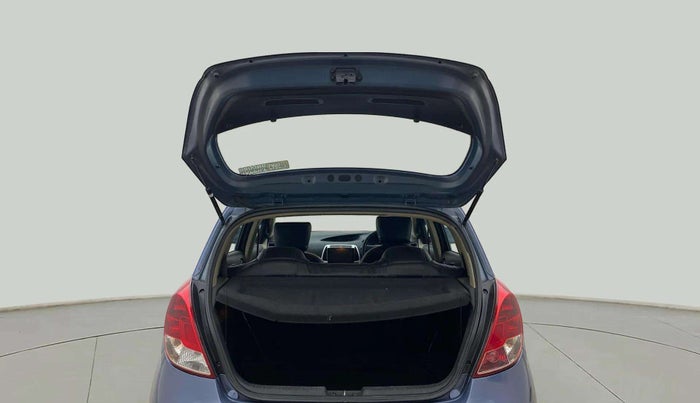 2012 Hyundai i20 MAGNA 1.2, Petrol, Manual, 71,548 km, Boot Door Open