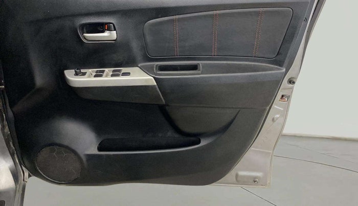2025 Maruti Wagon R 1.0 VXI, Petrol, Manual, 1,10,140 km, Driver Side Door Panels Control