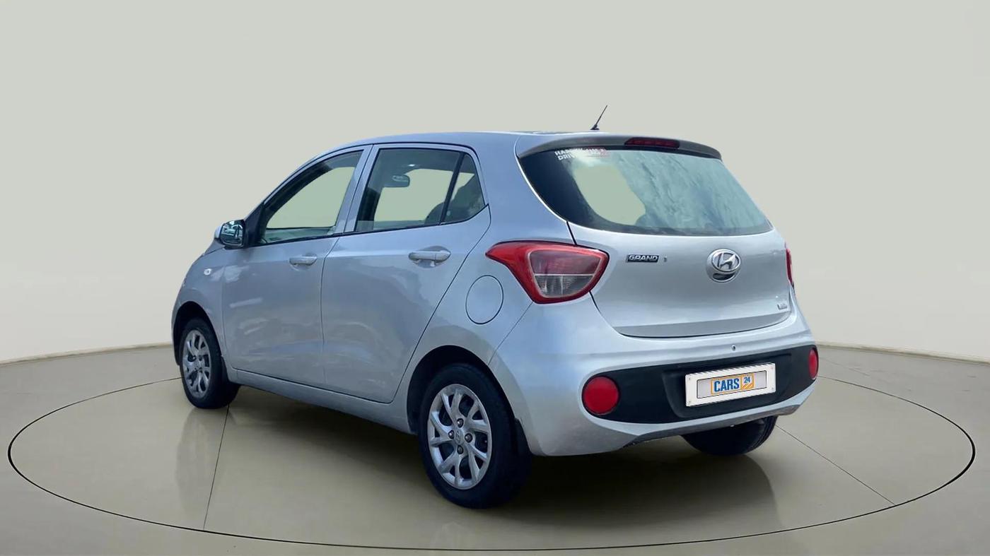 2017 Hyundai Grand i10 MAGNA 1.2 KAPPA VTVT, Petrol, Manual, 43,605 km, Left Back Diagonal