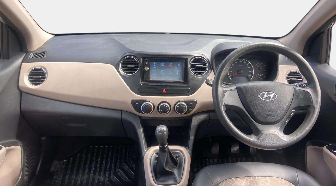 2017 Hyundai Grand i10 MAGNA 1.2 KAPPA VTVT, Petrol, Manual, 43,605 km, Dashboard