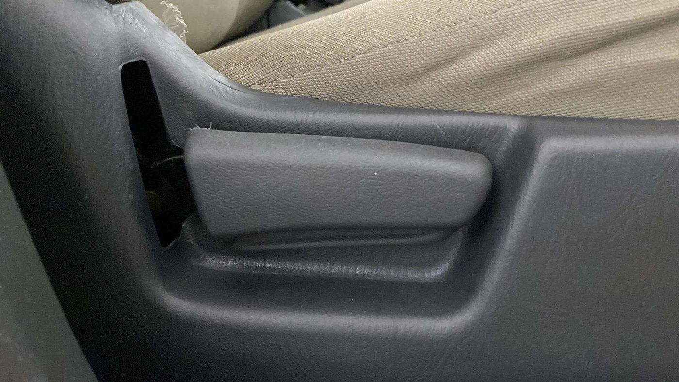 2016 Maruti Alto K10 VXI, Petrol, Manual, 50,805 km, Driver Side Adjustment Panel