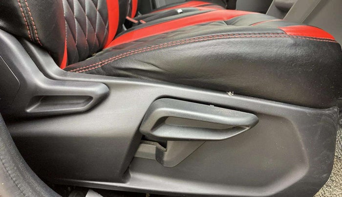 2023 Tata Tiago XT RHYTHM PETROL, Petrol, Manual, 11,513 km, Driver Side Adjustment Panel