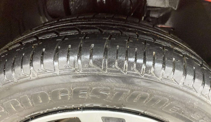 2023 Tata Tiago XT RHYTHM PETROL, Petrol, Manual, 11,513 km, Right Front Tyre Tread