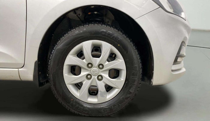 2018 Hyundai Elite i20 SPORTZ 1.2, Petrol, Manual, 53,199 km, Right Front Wheel