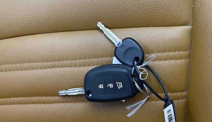 2018 Hyundai Elite i20 SPORTZ 1.2, Petrol, Manual, 53,199 km, Key Close Up