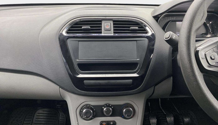 2023 Tata Tiago XT (O) PETROL, Petrol, Manual, 30,275 km, Air Conditioner