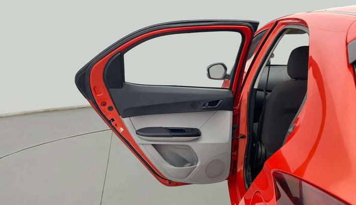 2023 Tata Tiago XT (O) PETROL, Petrol, Manual, 30,275 km, LHS Rear Door