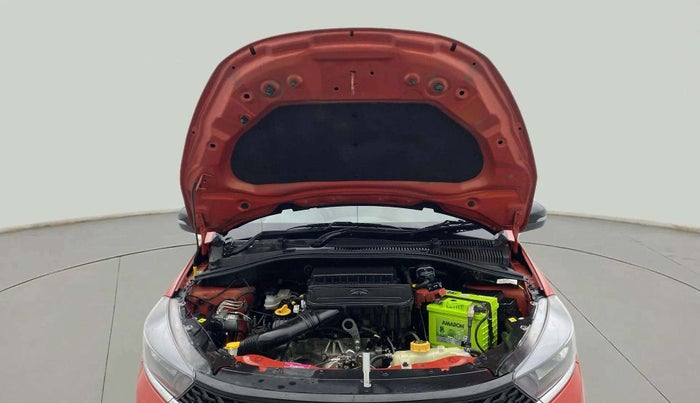 2023 Tata Tiago XT (O) PETROL, Petrol, Manual, 30,275 km, Open Bonet