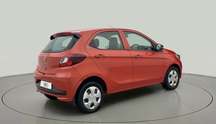 2023 Tata Tiago XT (O) PETROL, Petrol, Manual, 30,275 km, Right Back Diagonal