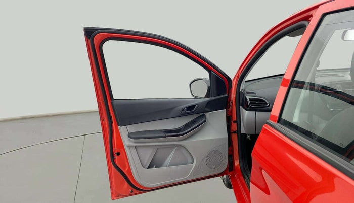 2023 Tata Tiago XT (O) PETROL, Petrol, Manual, 30,275 km, LHS Front Door