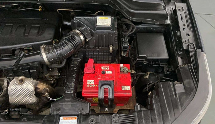 2019 Mahindra XUV300 W8 (O) 1.2 PETROL, Petrol, Manual, 89,438 km, Engine View - Left