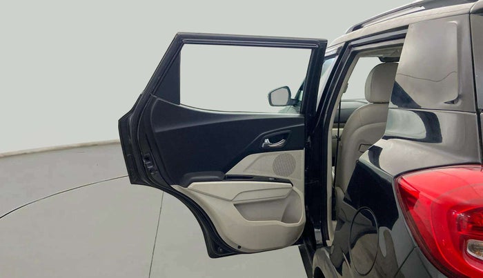 2019 Mahindra XUV300 W8 (O) 1.2 PETROL, Petrol, Manual, 89,438 km, LHS Rear Door