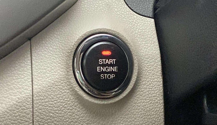 2019 Mahindra XUV300 W8 (O) 1.2 PETROL, Petrol, Manual, 89,438 km, Keyless Start/ Stop Button