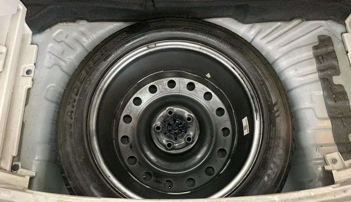 2019 Mahindra XUV300 W8 (O) 1.2 PETROL, Petrol, Manual, 89,438 km, Spare Tyre