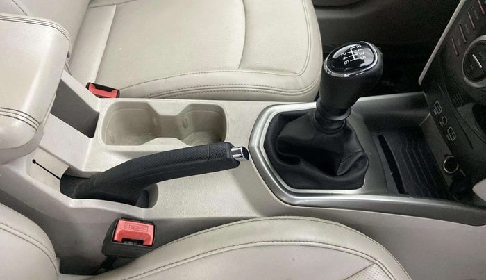 2019 Mahindra XUV300 W8 (O) 1.2 PETROL, Petrol, Manual, 89,438 km, Gear Lever