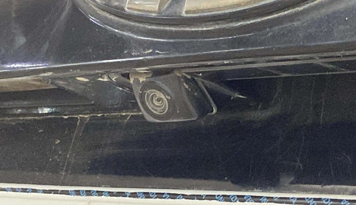 2019 Mahindra XUV300 W8 (O) 1.2 PETROL, Petrol, Manual, 89,438 km, Parking Camera