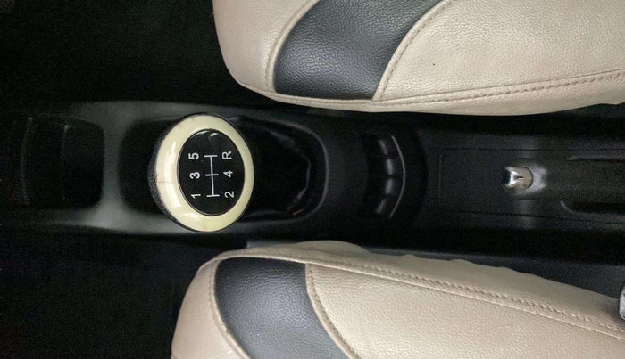 2014 Maruti Wagon R 1.0 VXI, Petrol, Manual, 77,888 km, Gear Lever