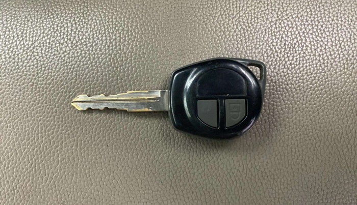 2014 Maruti Wagon R 1.0 VXI, Petrol, Manual, 77,888 km, Key Close Up