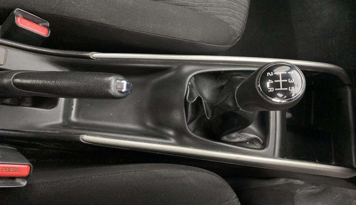 2016 Maruti Baleno DELTA PETROL 1.2, Petrol, Manual, 71,575 km, Gear Lever