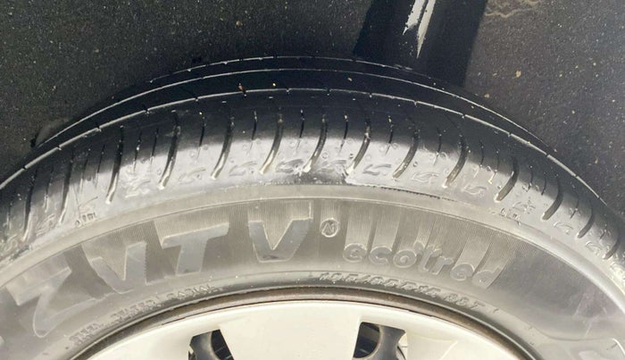 2016 Maruti Baleno DELTA PETROL 1.2, Petrol, Manual, 71,575 km, Left Rear Tyre Tread