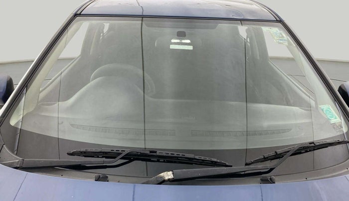 2016 Maruti Baleno DELTA PETROL 1.2, Petrol, Manual, 71,575 km, Front Windshield
