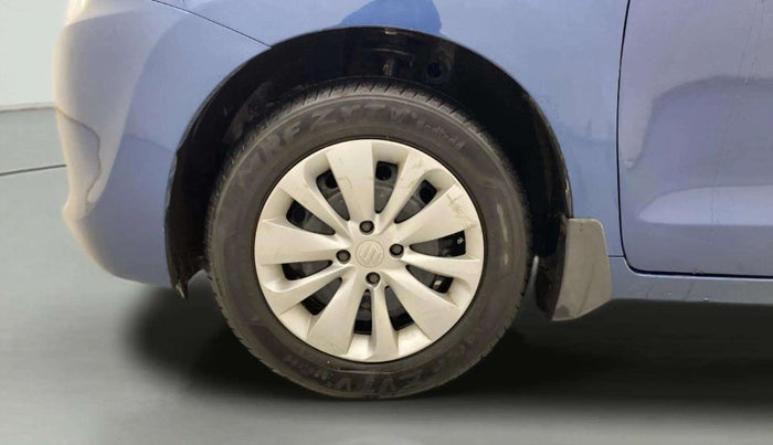 2016 Maruti Baleno DELTA PETROL 1.2, Petrol, Manual, 71,575 km, Left Front Wheel